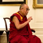 Wie en wat is de Dalai Lama