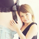 Hoe betrek ik mijn kind bij mijn zwangerschap?