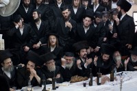 Bijdrage Gedateerd Soeverein Kleding orthodoxe Joden: jassen, hoeden, jurken, rokken | Mens en  Samenleving: Sociaal cultureel