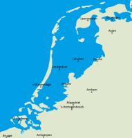 Zo zou Nederland eruit zien als er geen dijken waren. Het gebied in blauw is onder NAP. Nieuw Amsterdams Peil / Bron: Jan Arkesteijn, Wikimedia Commons (Publiek domein)